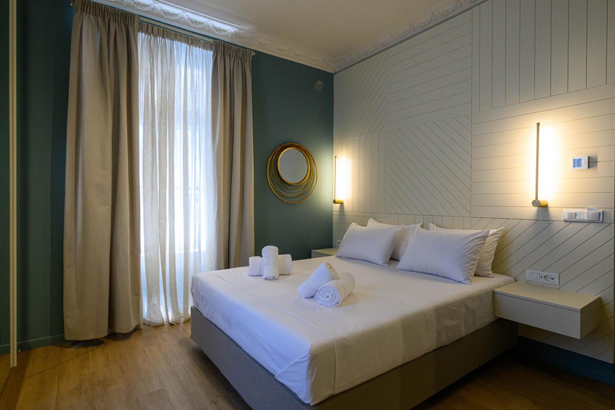 Blueblood - The Rooms Kalamata Exteriör bild