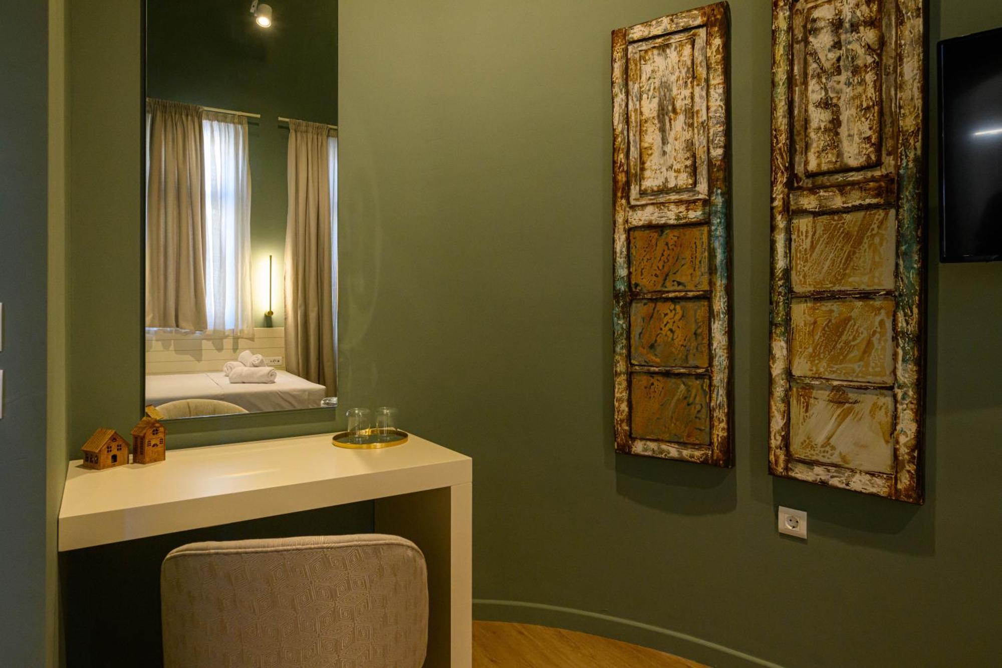 Blueblood - The Rooms Kalamata Exteriör bild